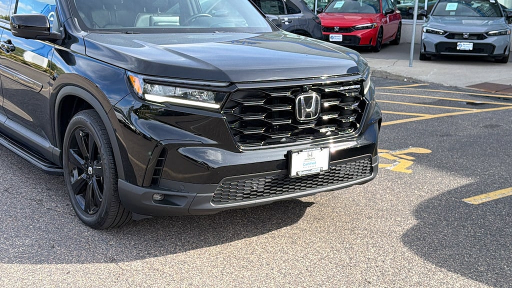 Certified 2025 Honda Pilot Black Edition Black Edition AWD