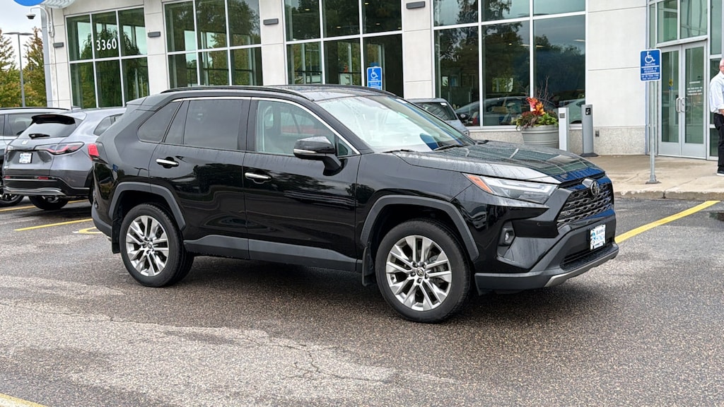 Used 2022 Toyota RAV4 Limited Limited AWD