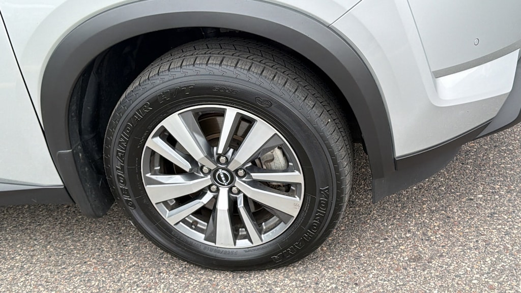Used 2023 Nissan Pathfinder SL SL 4WD