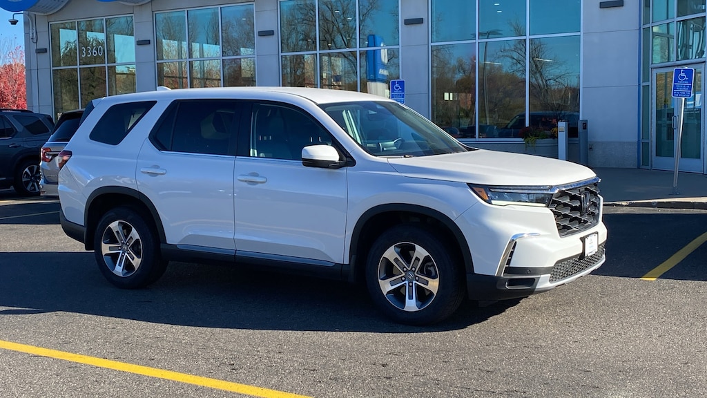 Certified 2023 Honda Pilot EX-L 7 Passenger EX-L 7 Passenger AWD