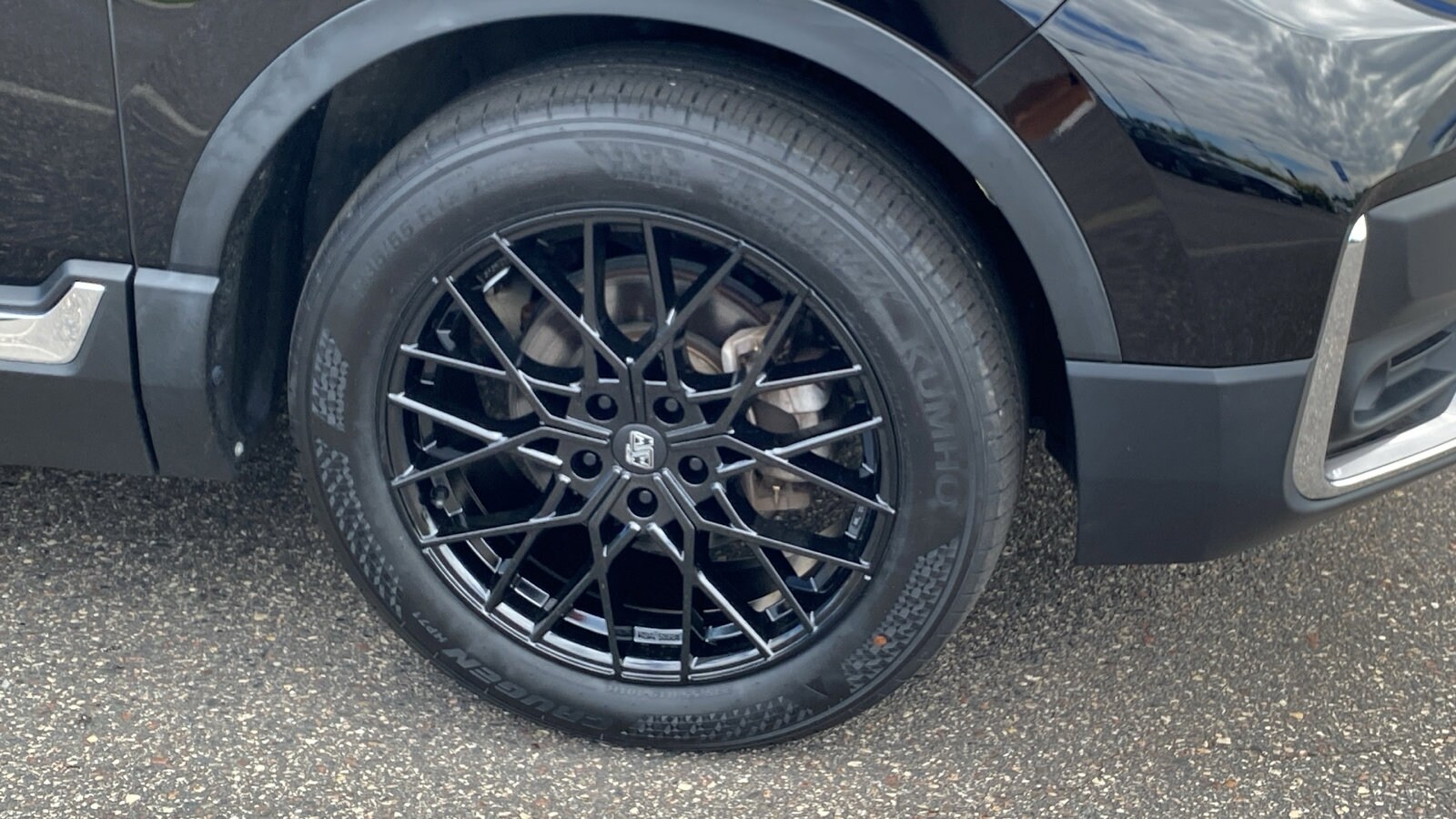 2022 Honda CR-V Touring photo 3
