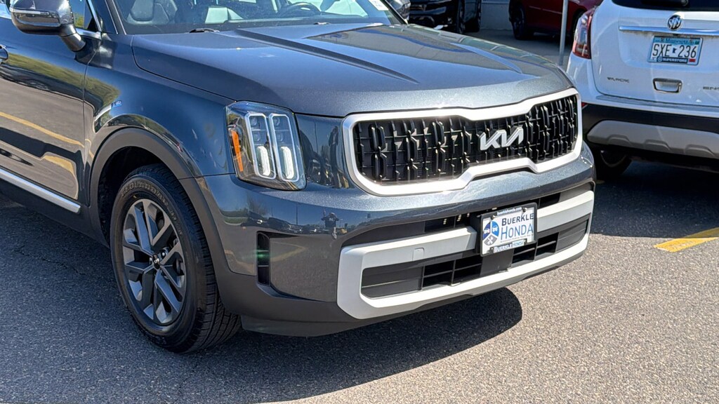 Used 2023 Kia Telluride LX LX AWD