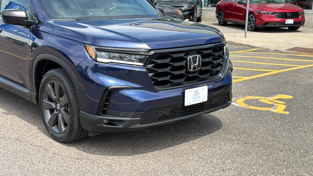 Certified 2025 Honda Pilot Sport SUV