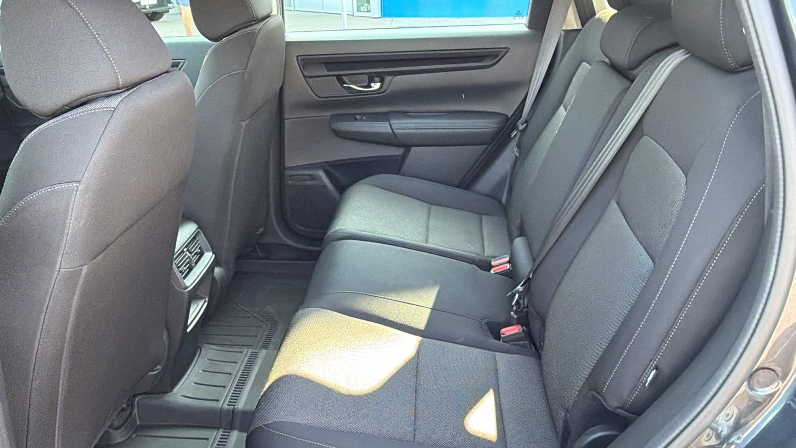 2024 Honda CR-V LX - Photo 15