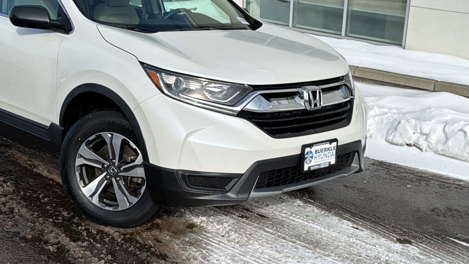 Used 2018 Honda CR-V LX with VIN 5J6RW6H34JL003758 for sale in Saint Paul, Minnesota