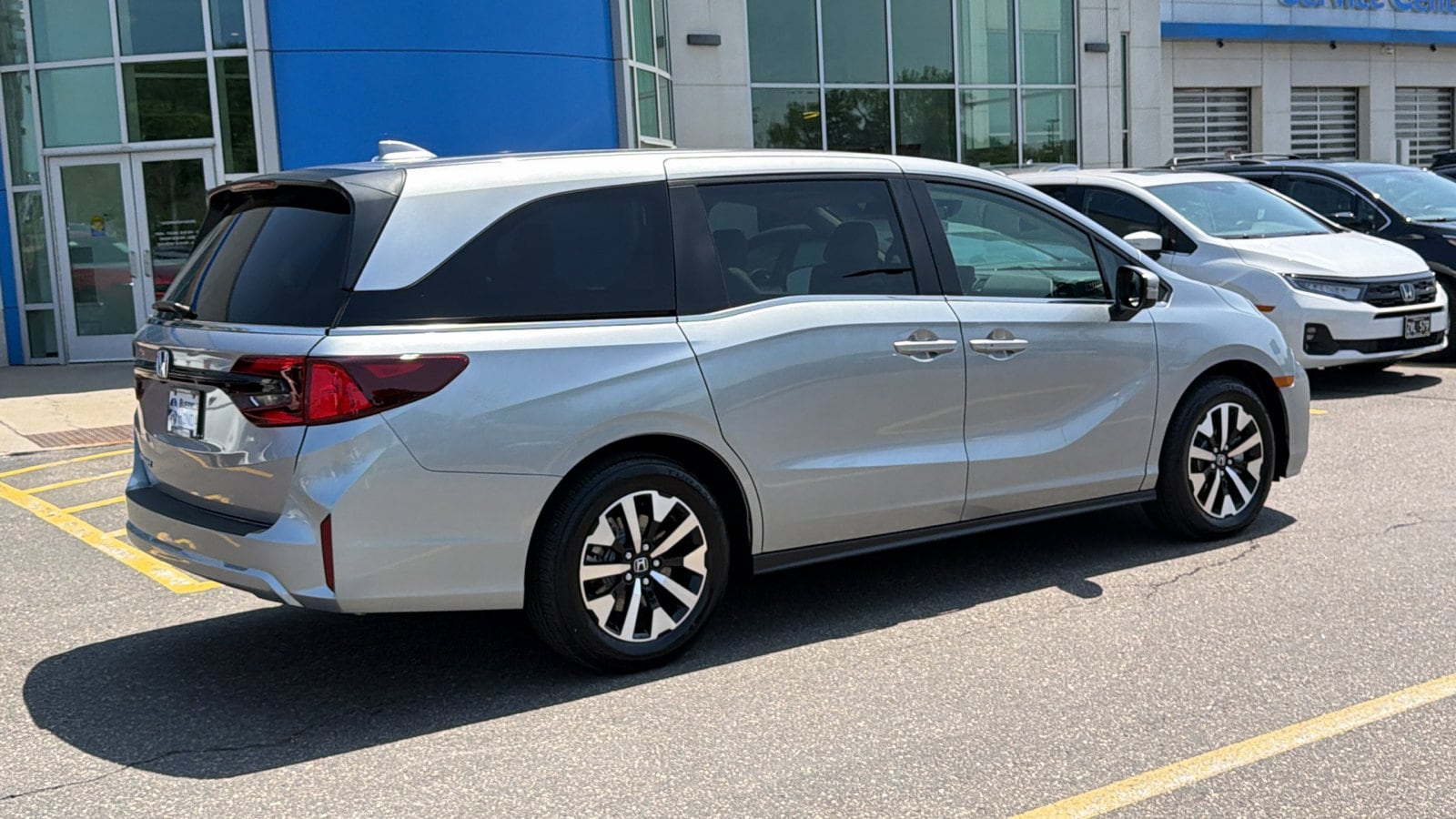 2026 Honda Odyssey EX-L - Photo 6