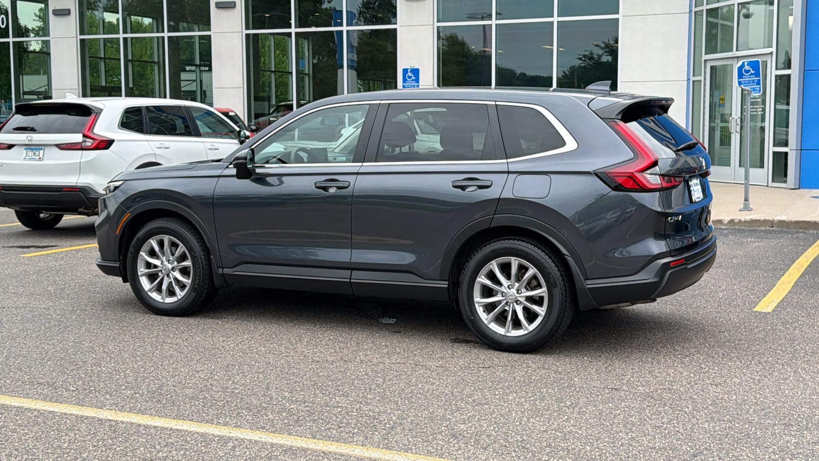 2023 Honda CR-V EX - Photo 9