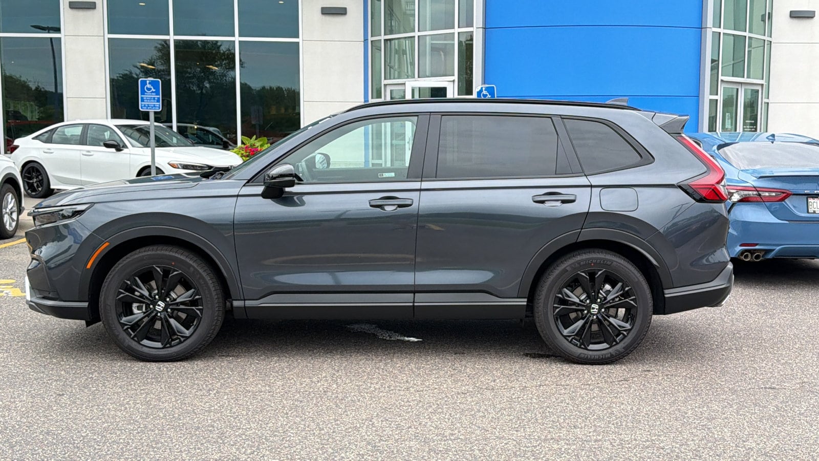 2026 Honda CR-V Sport Touring - Photo 10