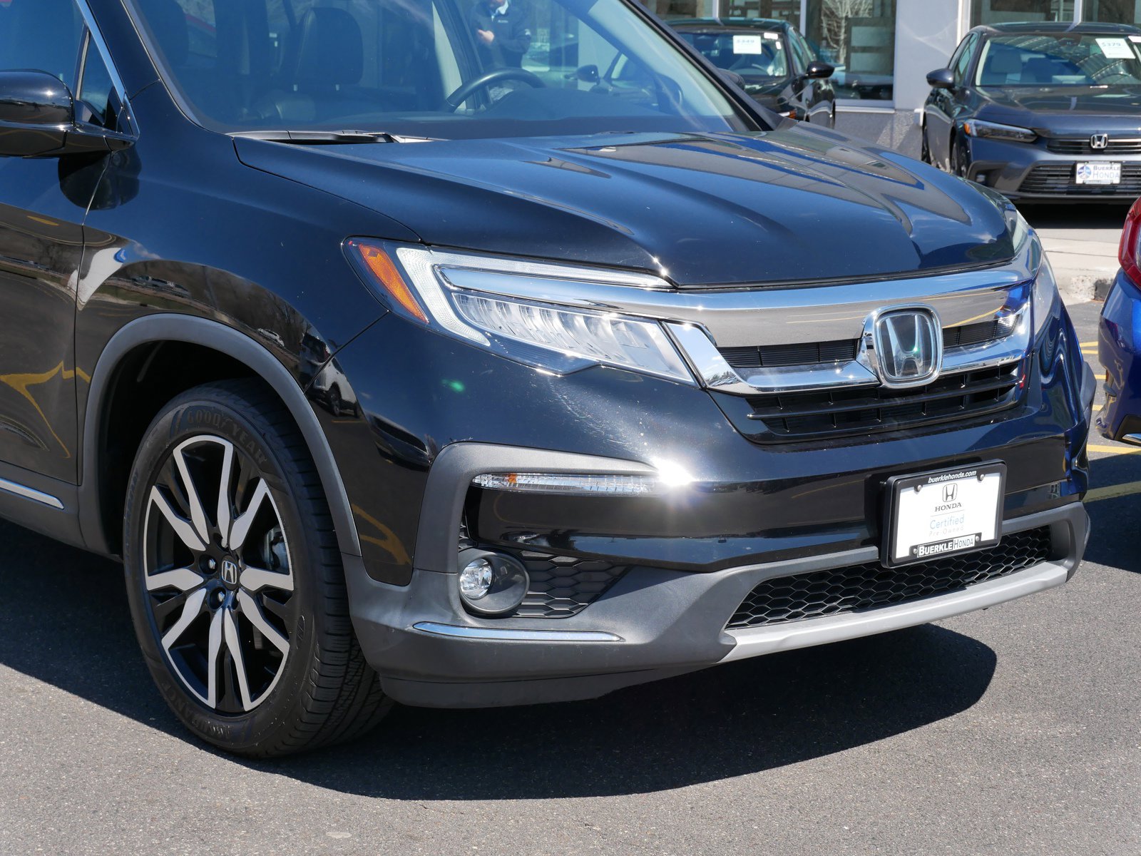 Certified 2019 Honda Pilot Touring with VIN 5FNYF6H66KB091986 for sale in Saint Paul, Minnesota