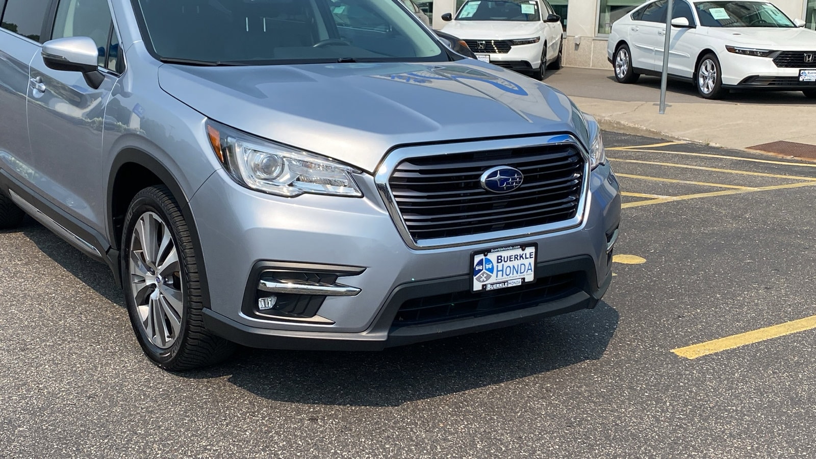 Used 2021 Subaru Ascent Limited with VIN 4S4WMAMD8M3450206 for sale in Saint Paul, Minnesota