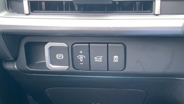 2026 Hyundai Santa Fe SE - Photo 18