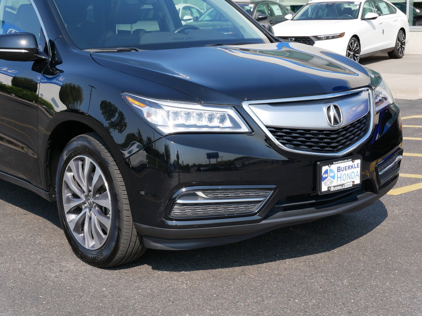 Used 2016 Acura MDX Technology Package with VIN 5FRYD4H44GB016735 for sale in Saint Paul, MN