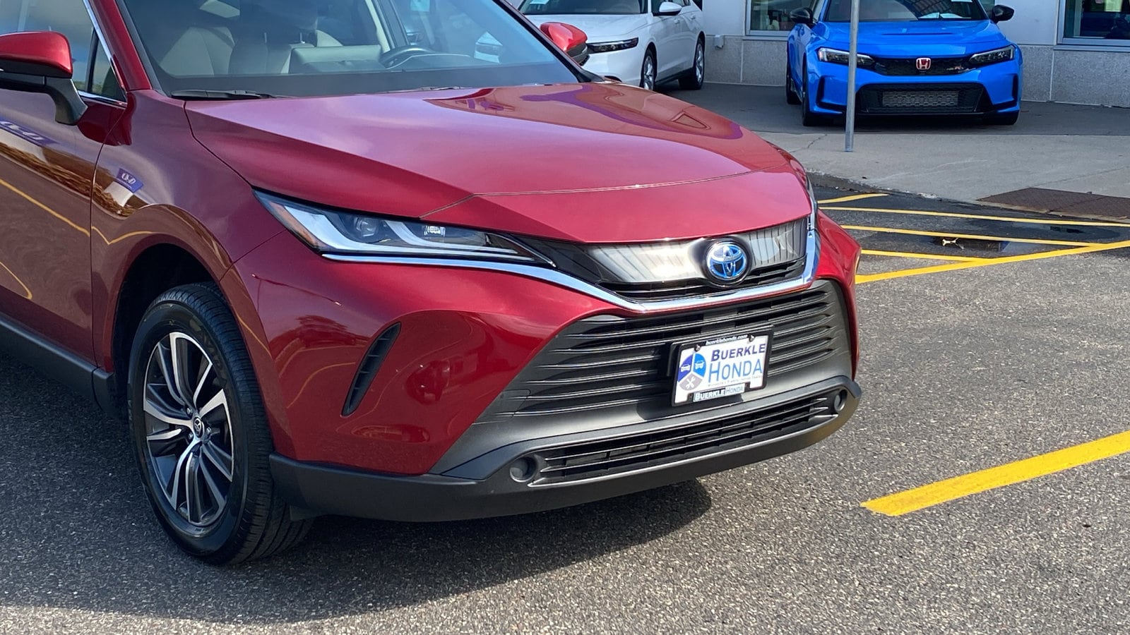 Used 2023 Toyota Venza LE with VIN JTEAAAAH9PJ134064 for sale in Saint Paul, Minnesota