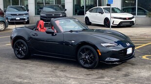 2023 Mazda MX-5 Miata Club Convertible