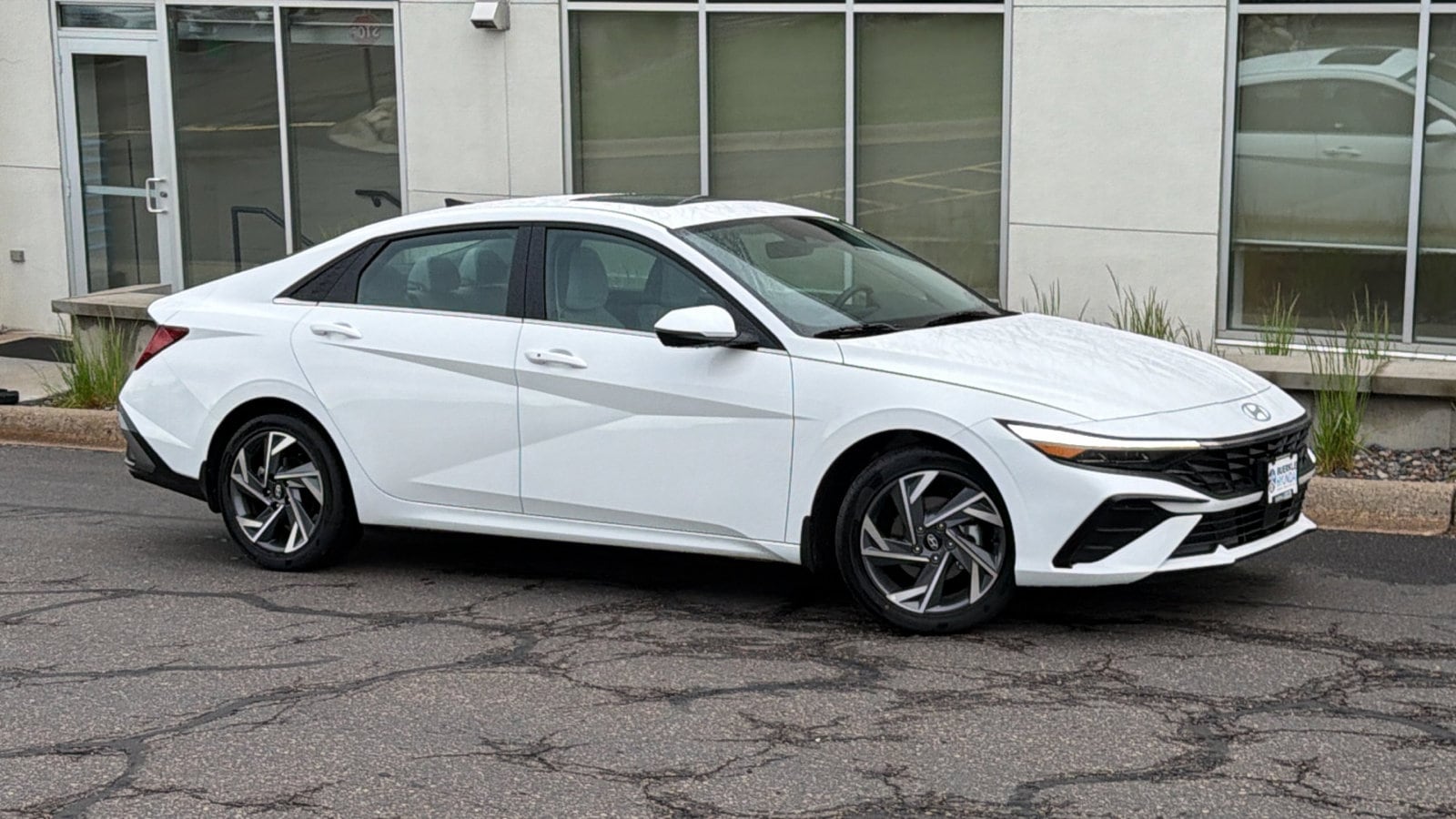 2026 Hyundai Elantra 2.0 Limited IVT's photo