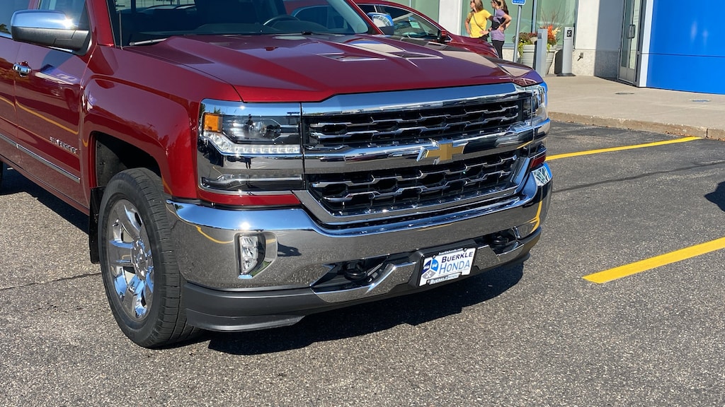 Used 2018 Chevrolet Silverado 1500 LTZ w/1LZ Truck Crew Cab