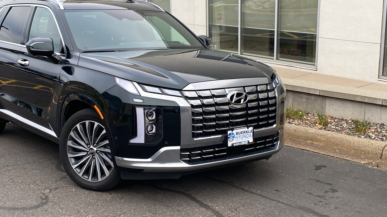 Certified 2024 Hyundai Palisade Calligraphy with VIN KM8R7DGEXRU743942 for sale in Saint Paul, Minnesota