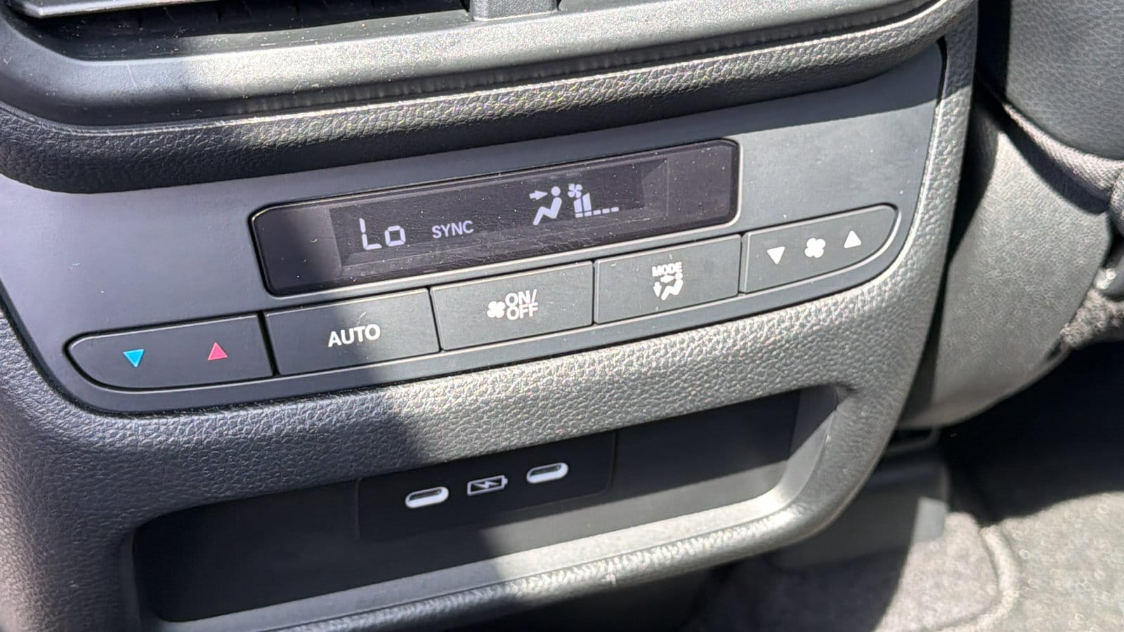 2024 Honda Pilot Touring - Photo 20