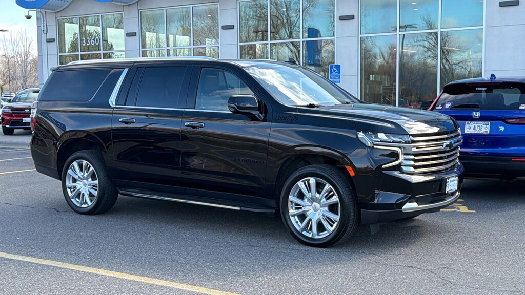 Used 2023 Chevrolet Suburban High Country SUV