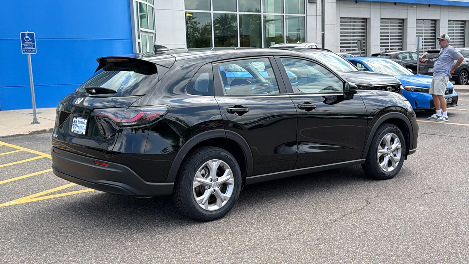 2025 Honda HR-V LX - Photo 6