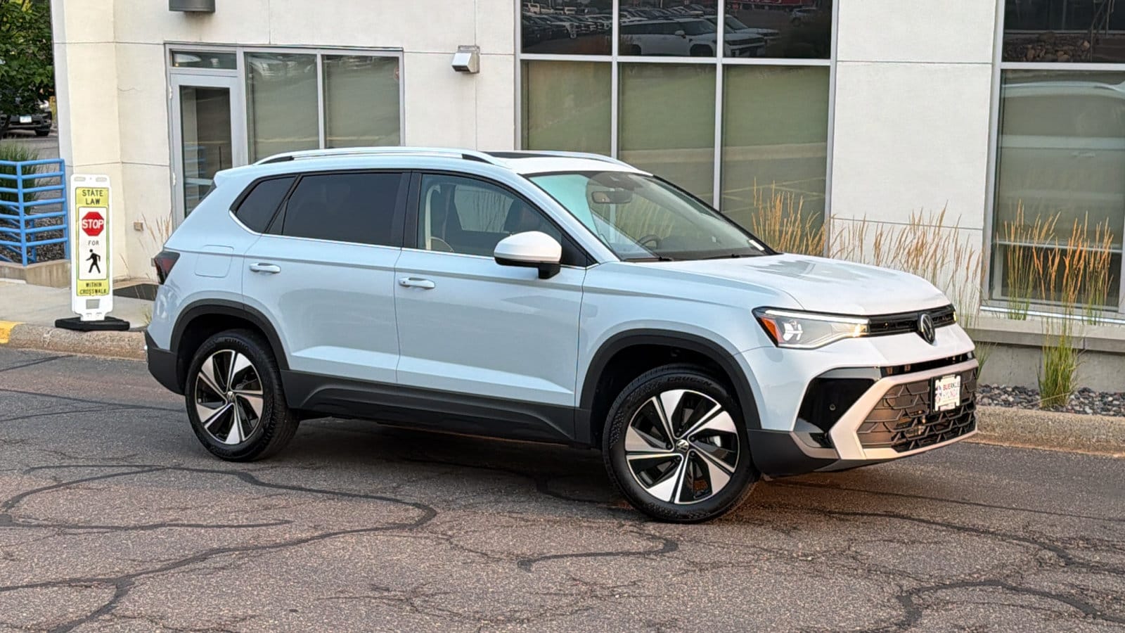 2025 Volkswagen Taos