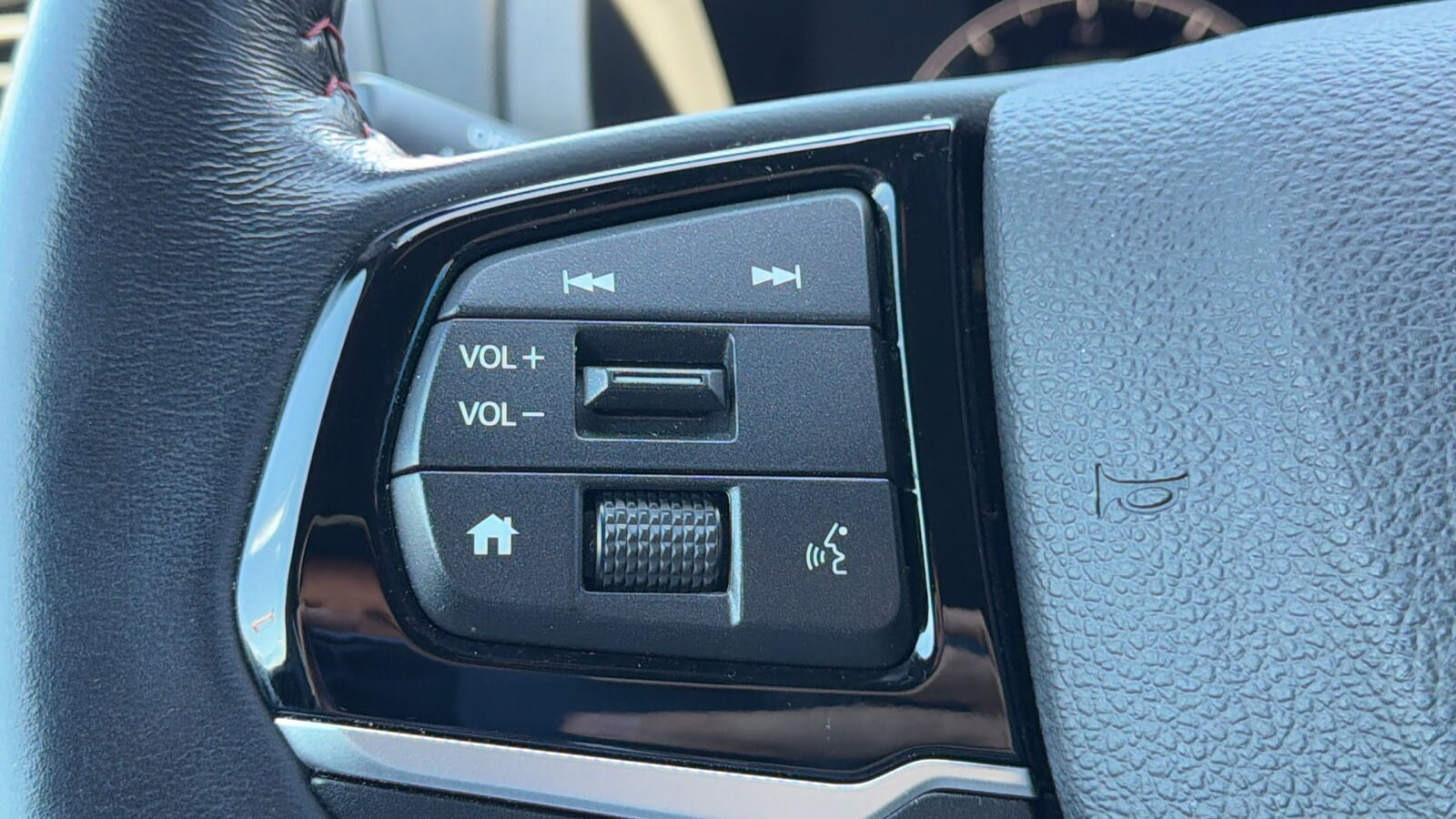 2025 Honda Odyssey Sport L - Photo 24