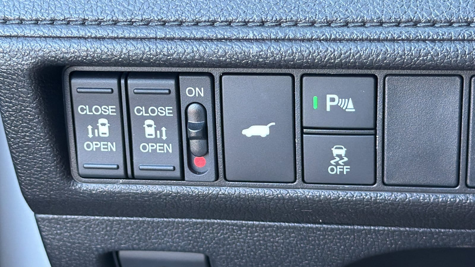 2026 Honda Odyssey Elite - Photo 29