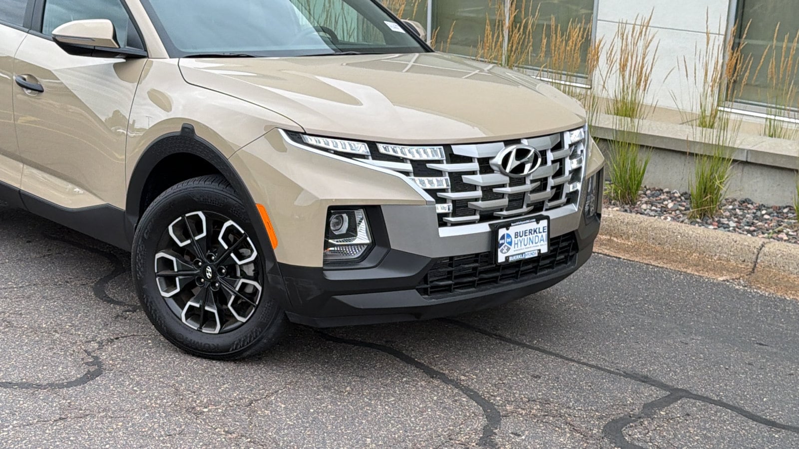 Certified 2023 Hyundai Santa Cruz SEL with VIN 5NTJC4AE1PH073602 for sale in Saint Paul, Minnesota