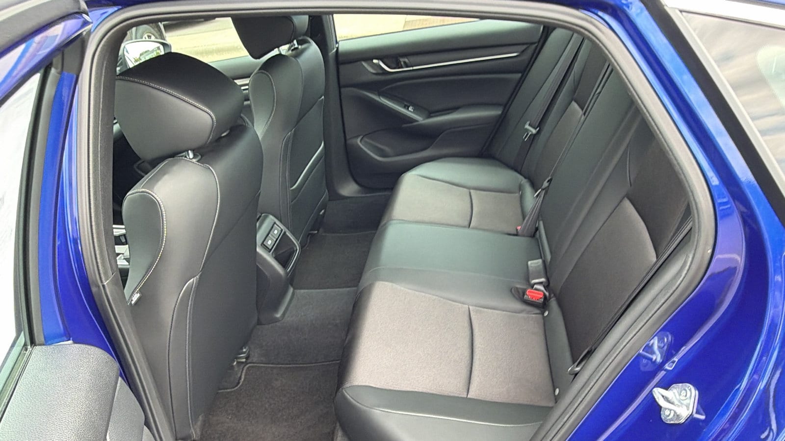 2022 Honda Accord Sport - Photo 15