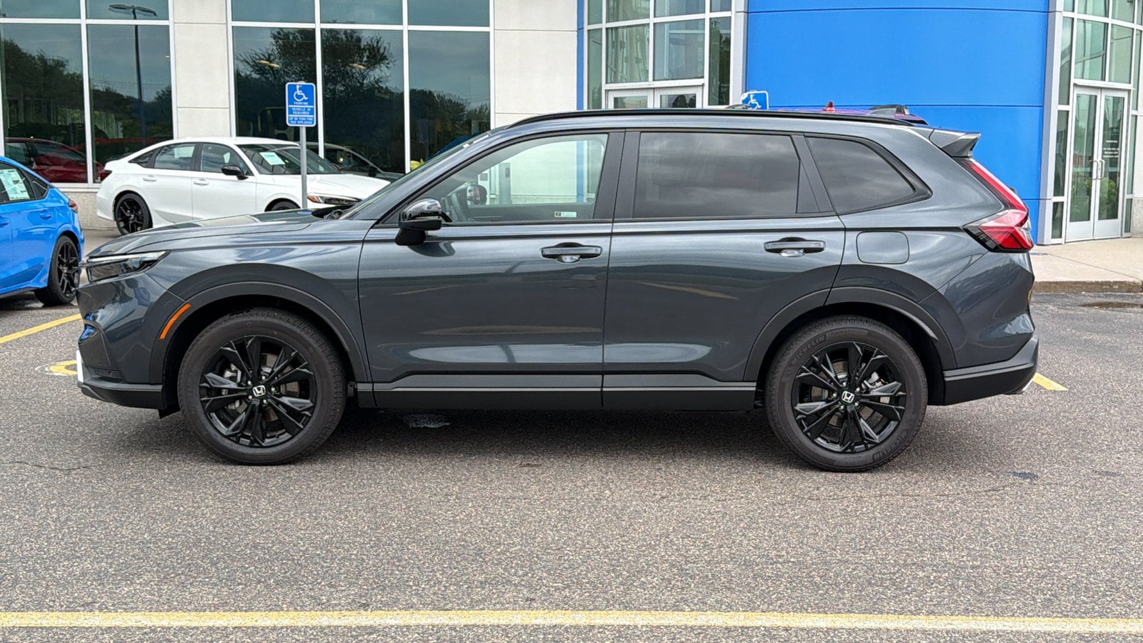 2026 Honda CR-V Sport Touring - Photo 10