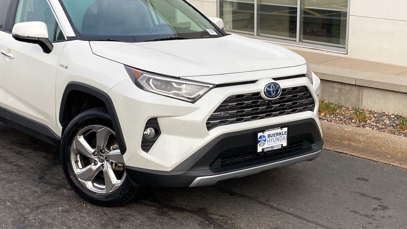 Used 2021 Toyota RAV4 Limited with VIN 4T3D6RFV0MU009886 for sale in Saint Paul, Minnesota