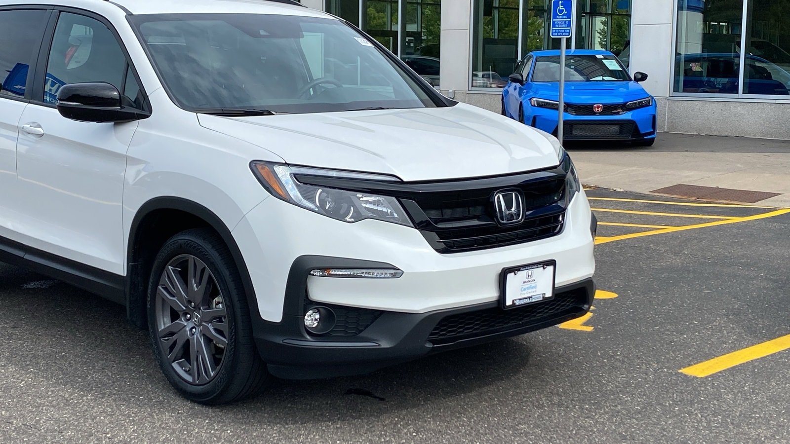 Certified 2022 Honda Pilot Sport with VIN 5FNYF6H3XNB104653 for sale in Saint Paul, Minnesota