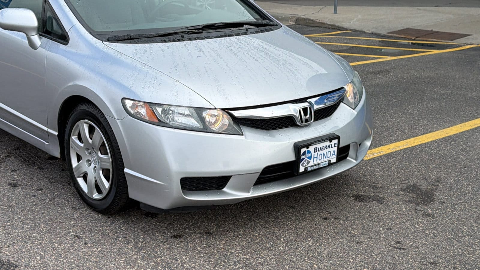 Used 2010 Honda Civic LX with VIN 19XFA1F56AE081417 for sale in Saint Paul, Minnesota