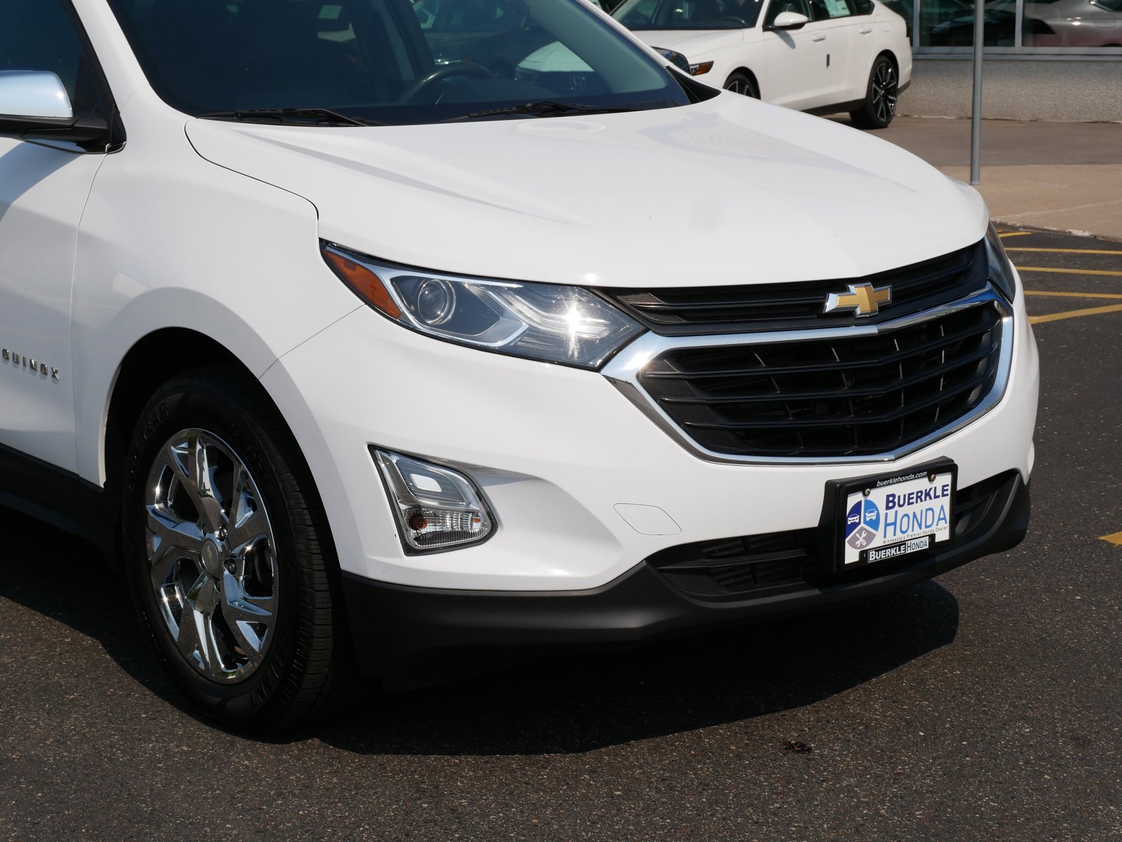 Used 2019 Chevrolet Equinox LT with VIN 3GNAXVEX8KS535454 for sale in Saint Paul, MN