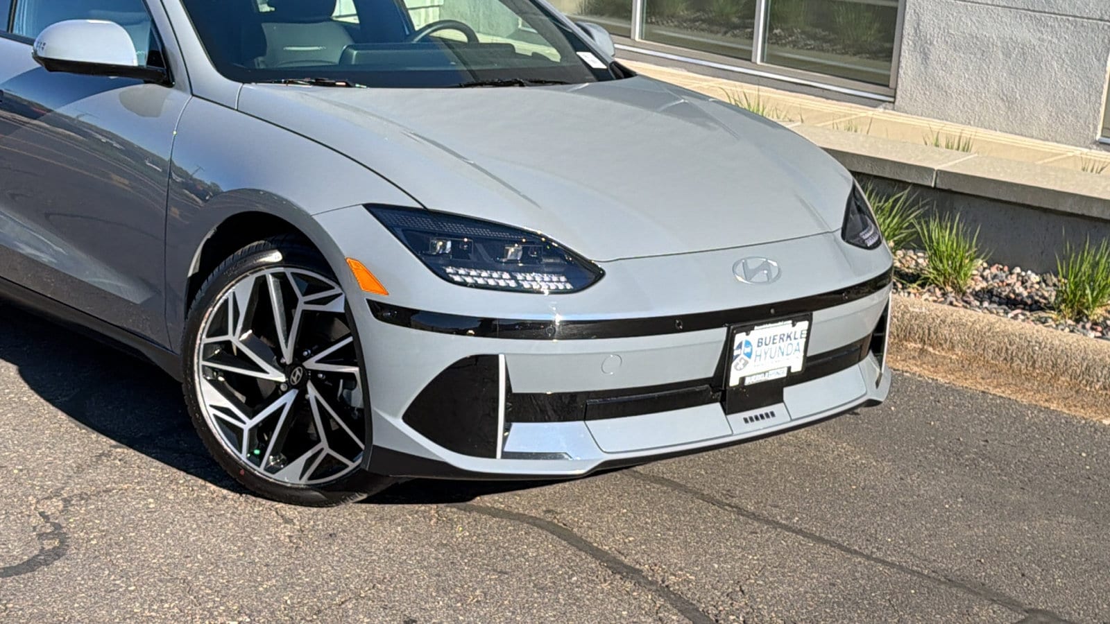 Certified 2023 Hyundai IONIQ 6 Limited with VIN KMHM54AC7PA051322 for sale in Saint Paul, MN