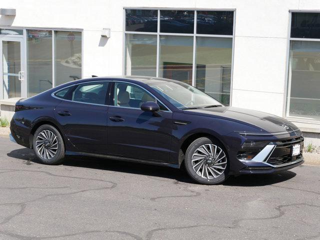 2025 Hyundai Sonata Hybrid Limited's photo