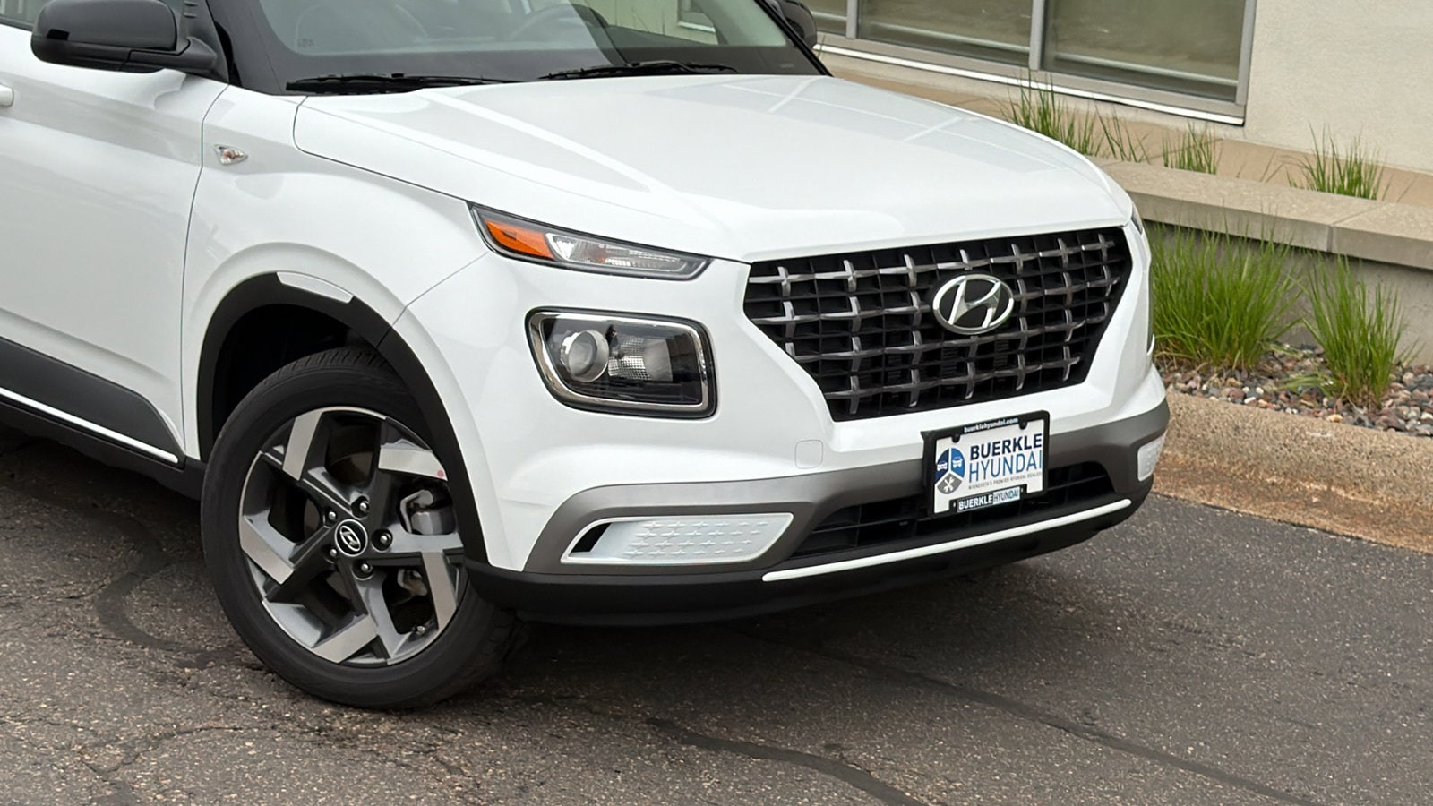 Certified 2026 Hyundai Venue SEL with VIN KMHRC8A30TU424910 for sale in Saint Paul, Minnesota