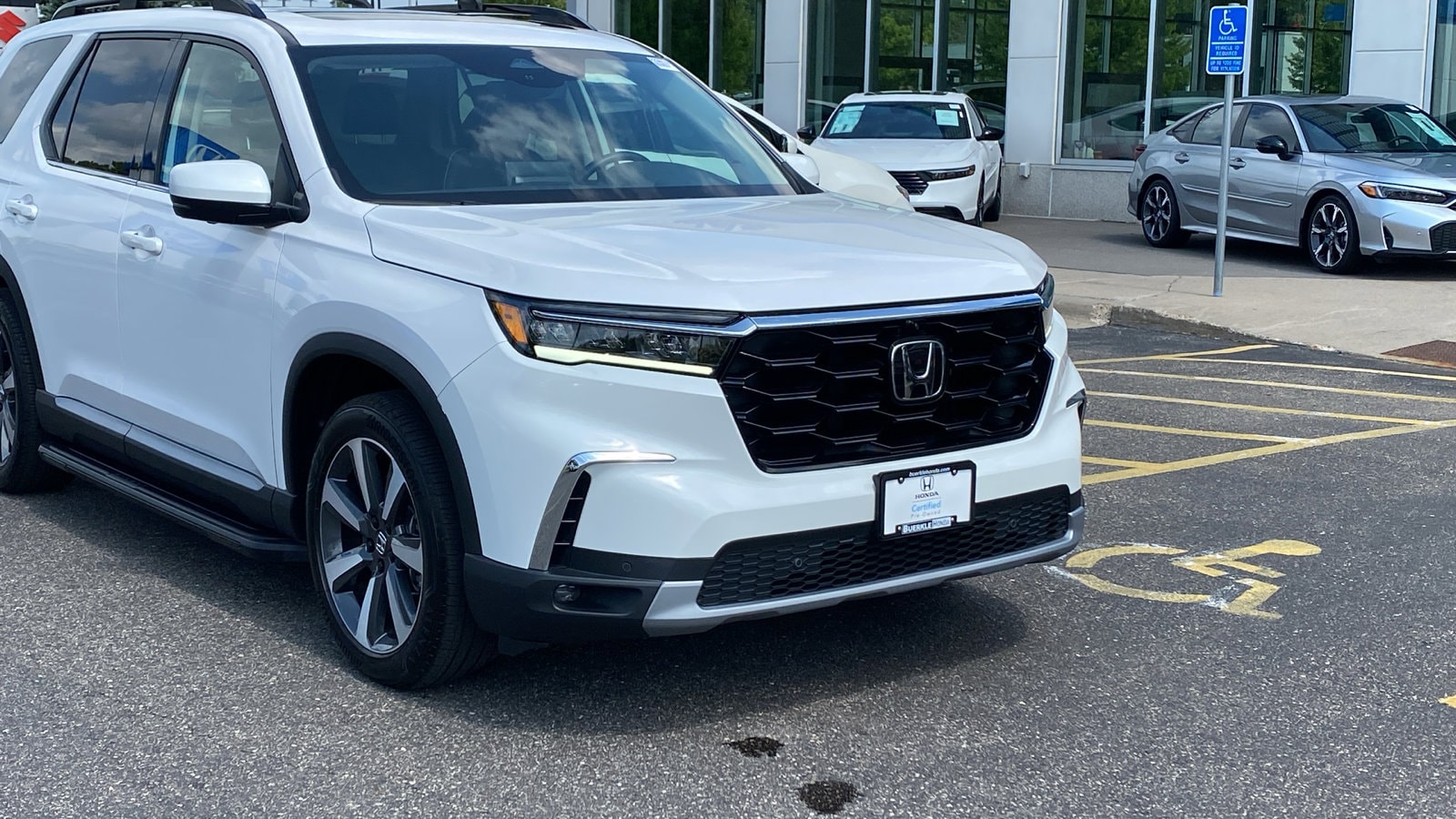 Certified 2023 Honda Pilot Elite with VIN 5FNYG1H83PB045668 for sale in Saint Paul, Minnesota