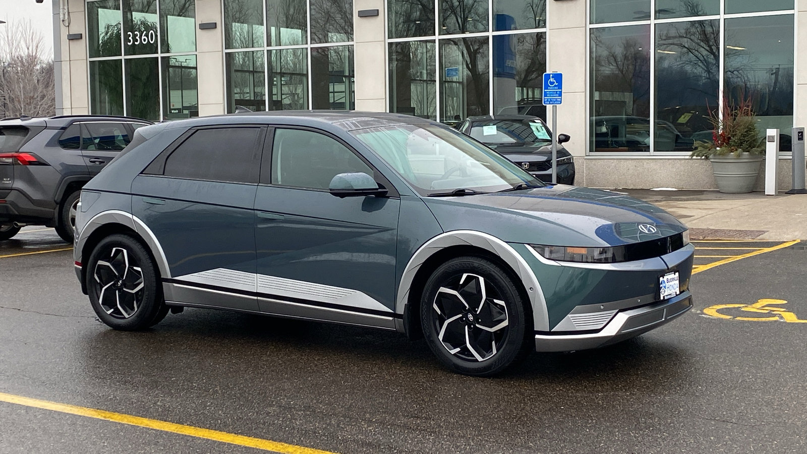 2023 Hyundai IONIQ 5 Limited's photo