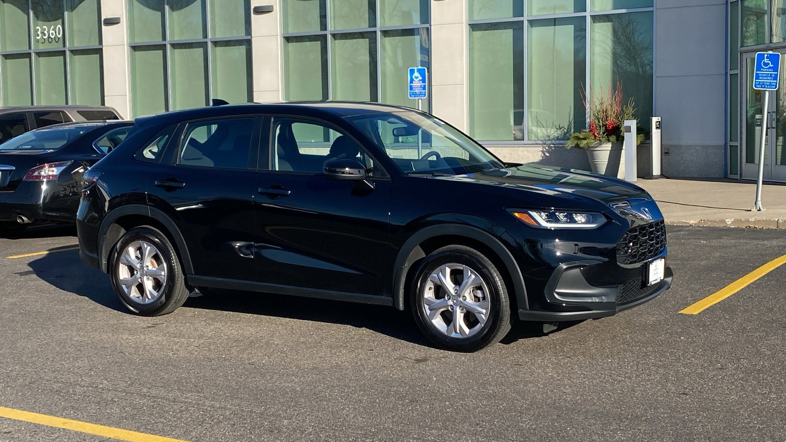 2023 Honda HR-V LX's photo