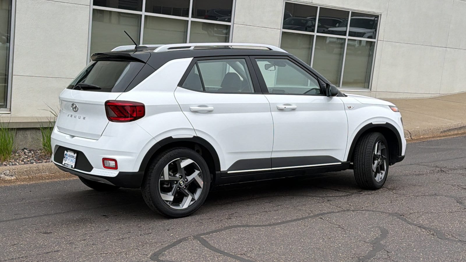 2026 Hyundai Venue SEL - Photo 6