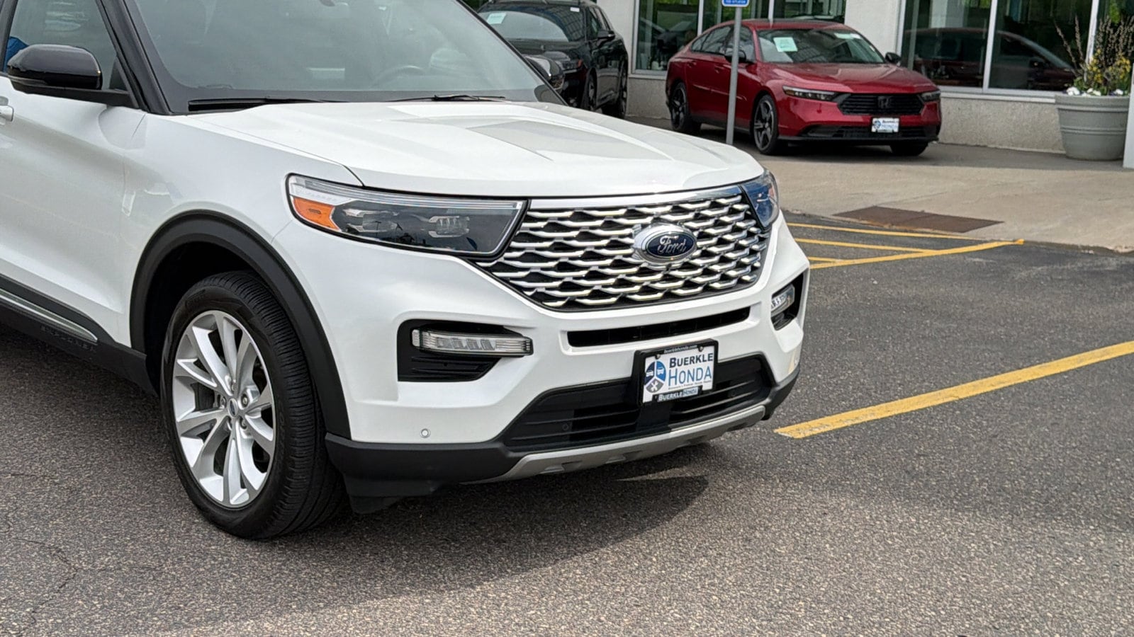 Used 2023 Ford Explorer Platinum with VIN 1FM5K8HC0PGA47927 for sale in Saint Paul, Minnesota