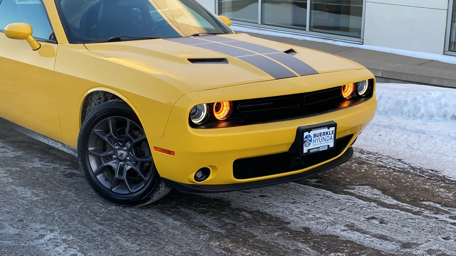Used 2018 Dodge Challenger GT with VIN 2C3CDZGG9JH343366 for sale in Saint Paul, Minnesota