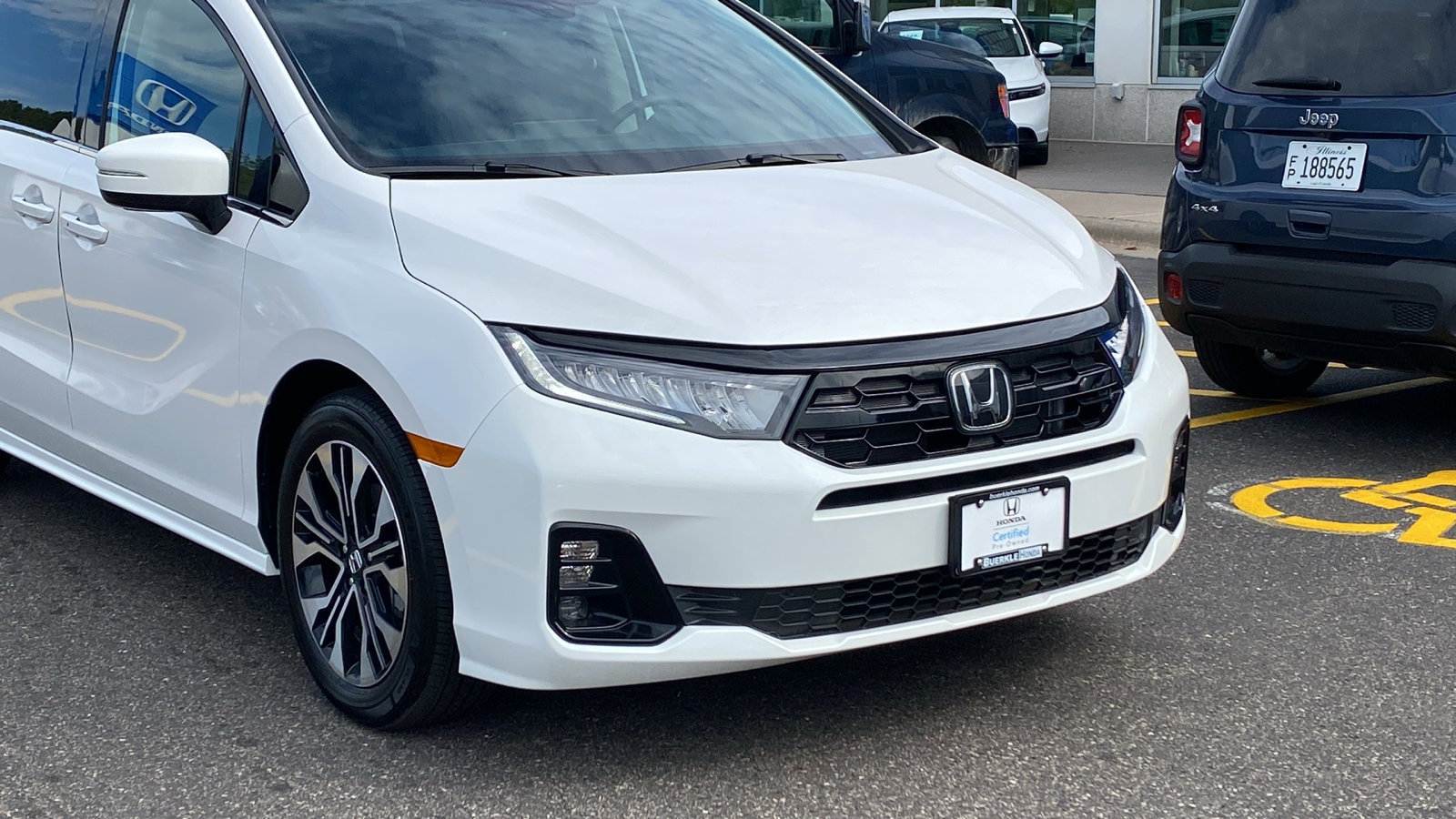 Certified 2025 Honda Odyssey Elite with VIN 5FNRL6H90SB008463 for sale in Saint Paul, Minnesota