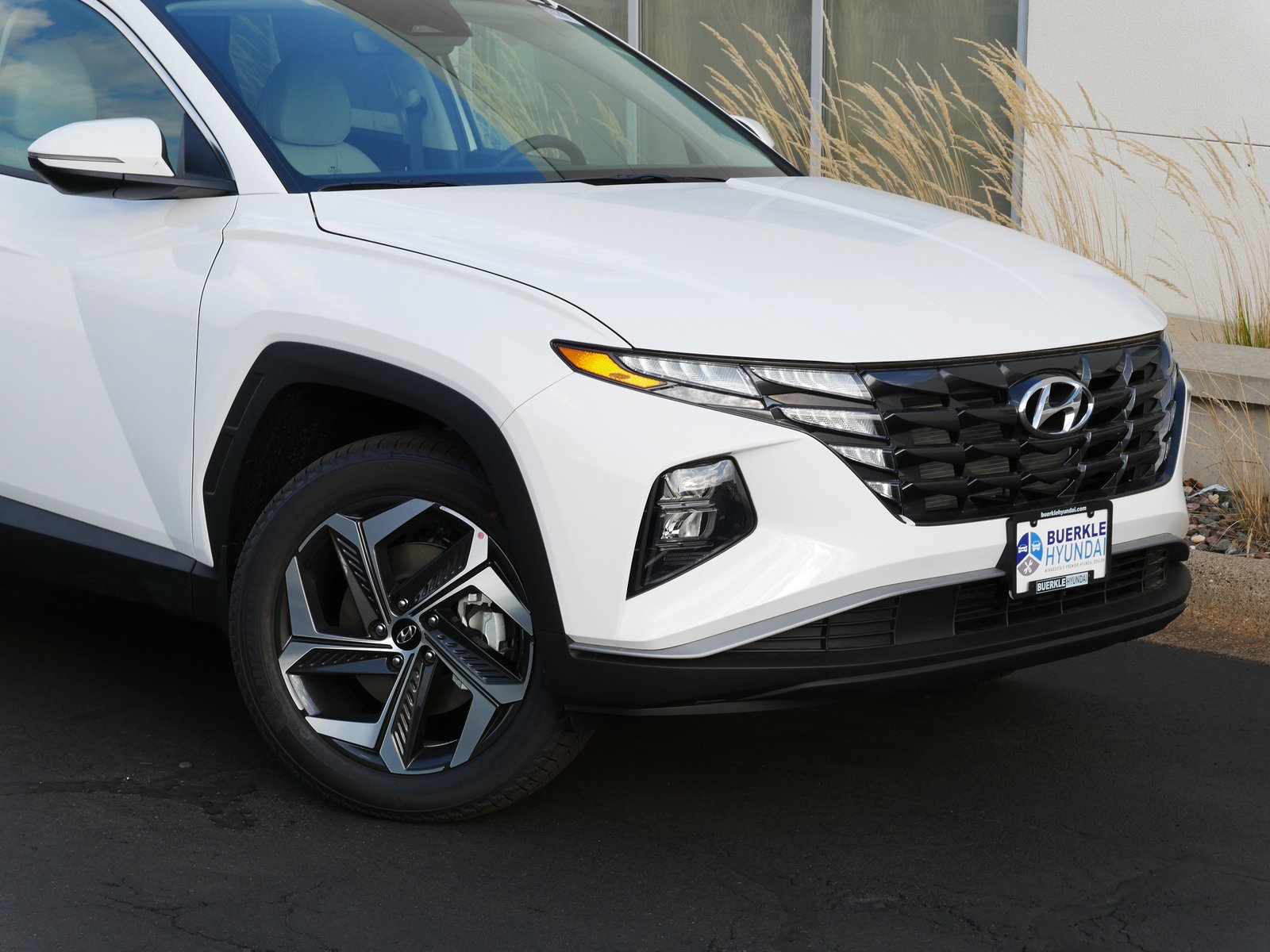 Used 2024 Hyundai Tucson SEL with VIN 5NMJFCDE8RH324238 for sale in Saint Paul, Minnesota