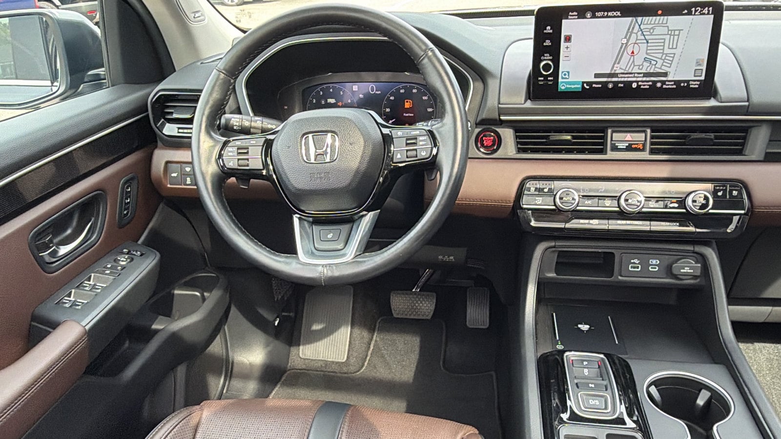 2025 Honda Pilot Elite - Photo 17