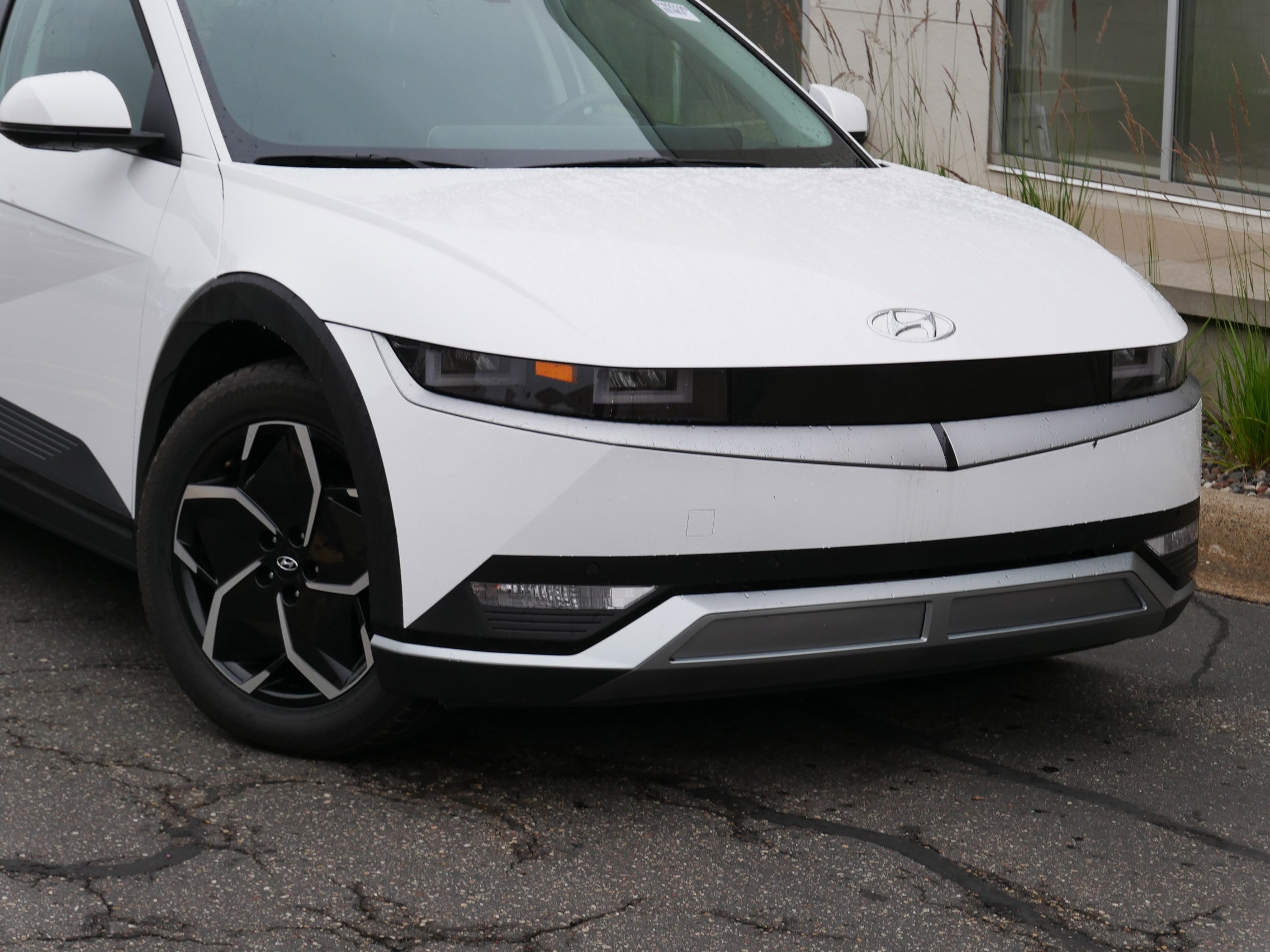 Certified 2024 Hyundai IONIQ 5 SEL with VIN KM8KNDDF7RU270568 for sale in Saint Paul, Minnesota