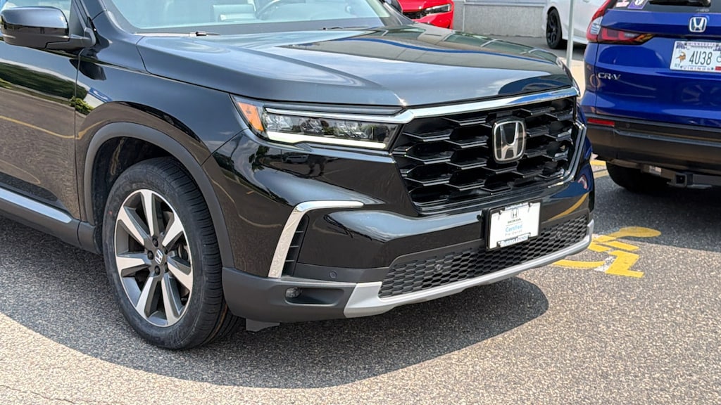 Certified 2023 Honda Pilot Touring SUV