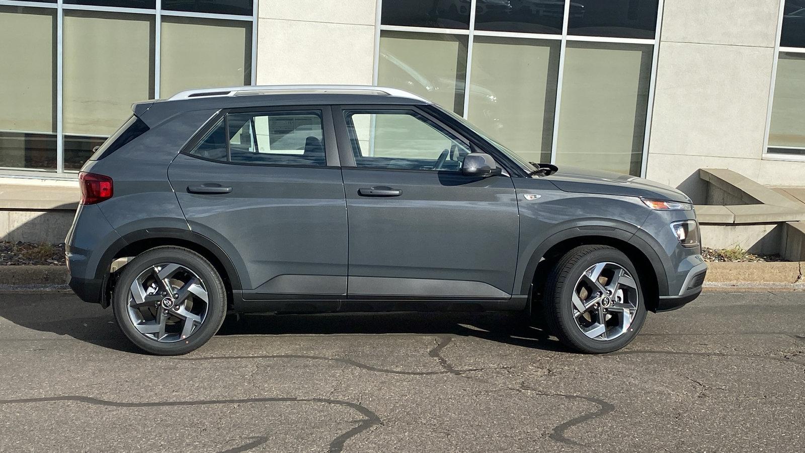 New 2026 Hyundai Venue SEL SUV