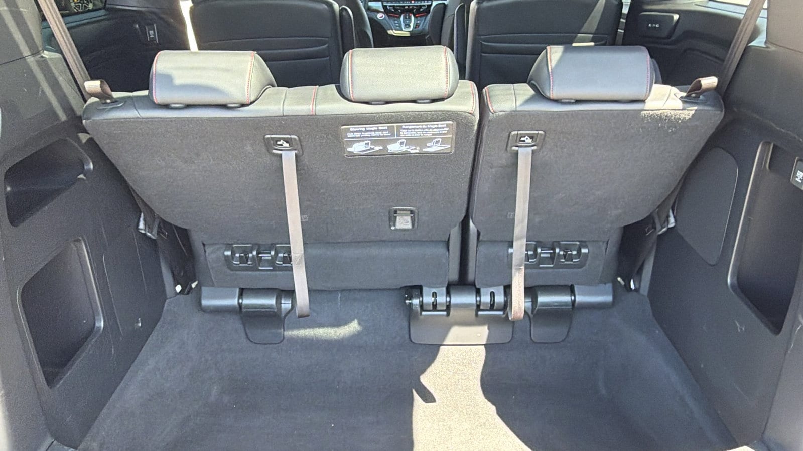 2025 Honda Odyssey Sport L - Photo 16